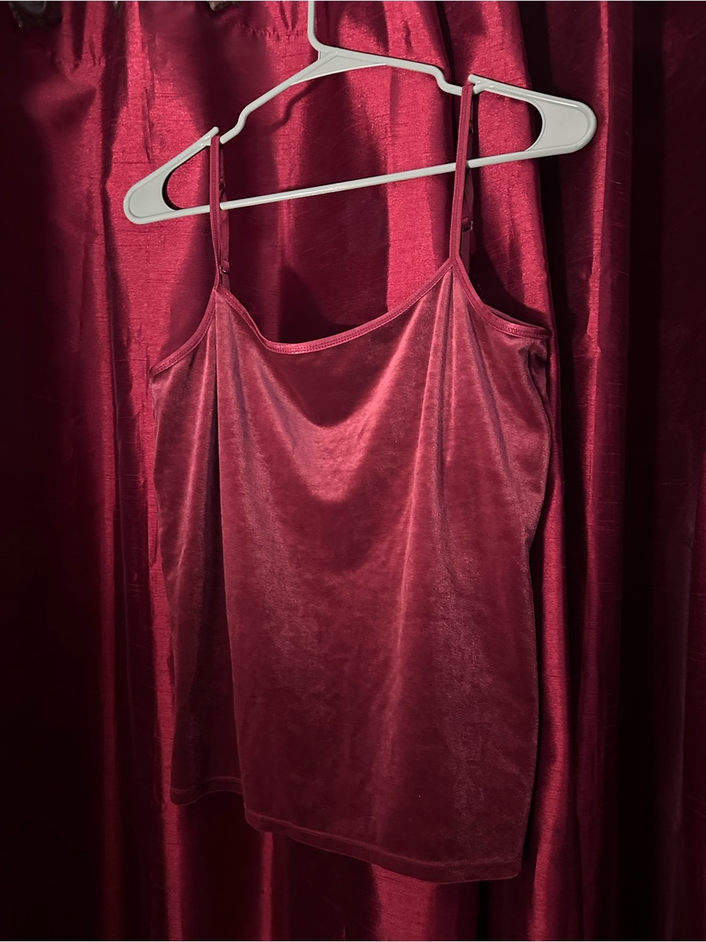 J. Jill Velvet Spaghetti-Strap Cami in Burgundy